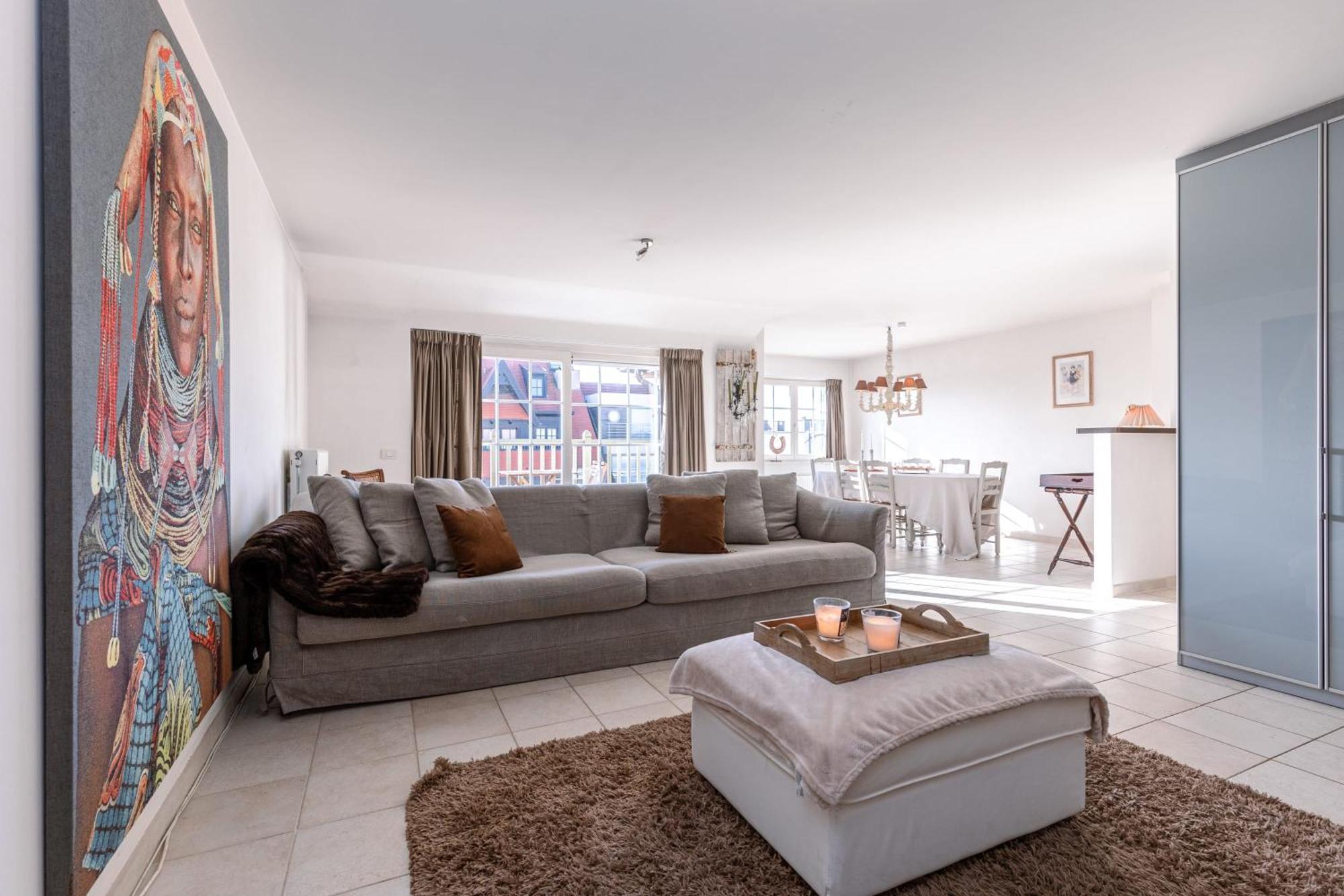 Apartament Charming Spacious Duplex Apt With Private Parking In Knokke Zewnętrze zdjęcie