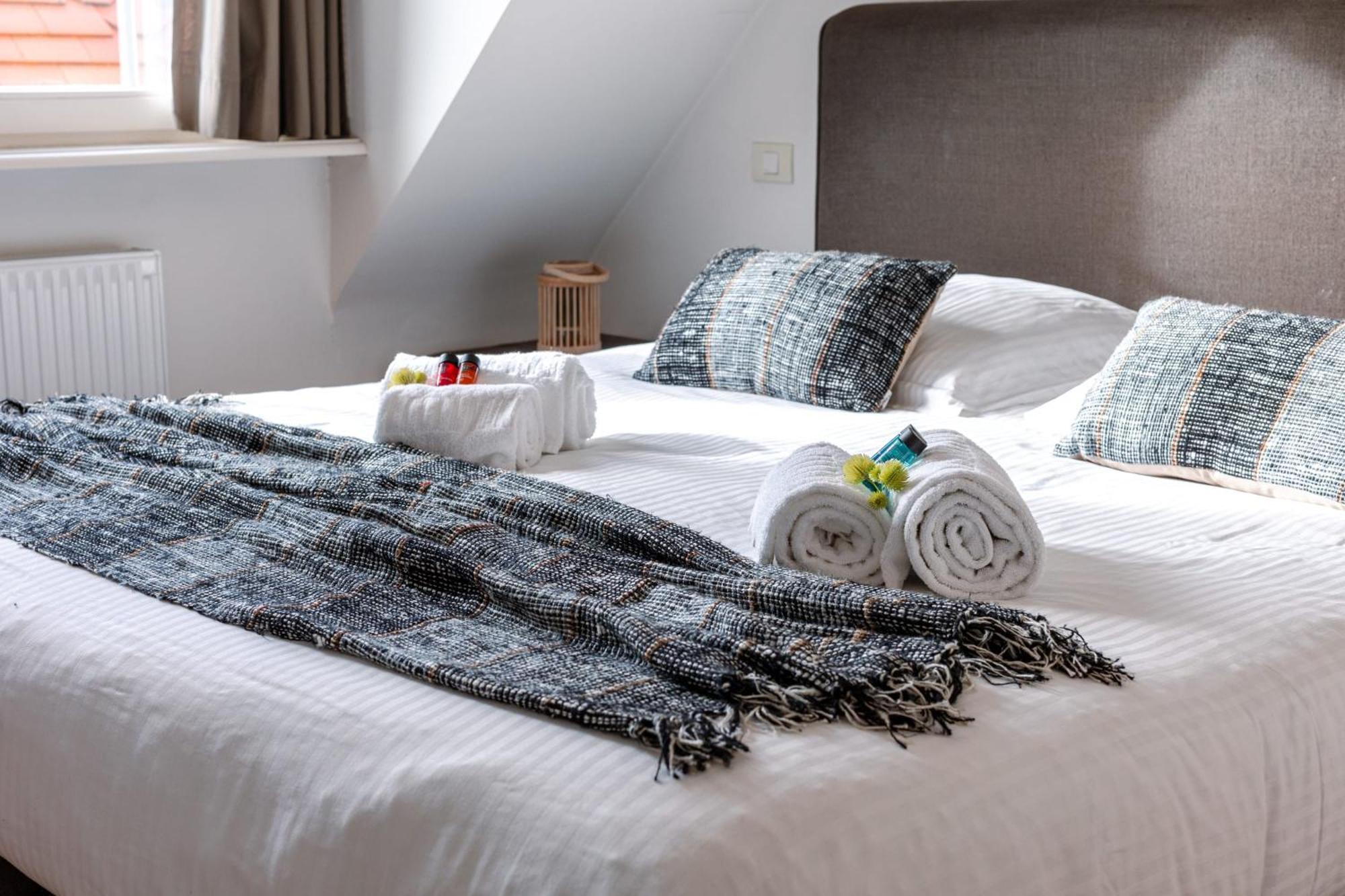Apartament Charming Spacious Duplex Apt With Private Parking In Knokke Zewnętrze zdjęcie